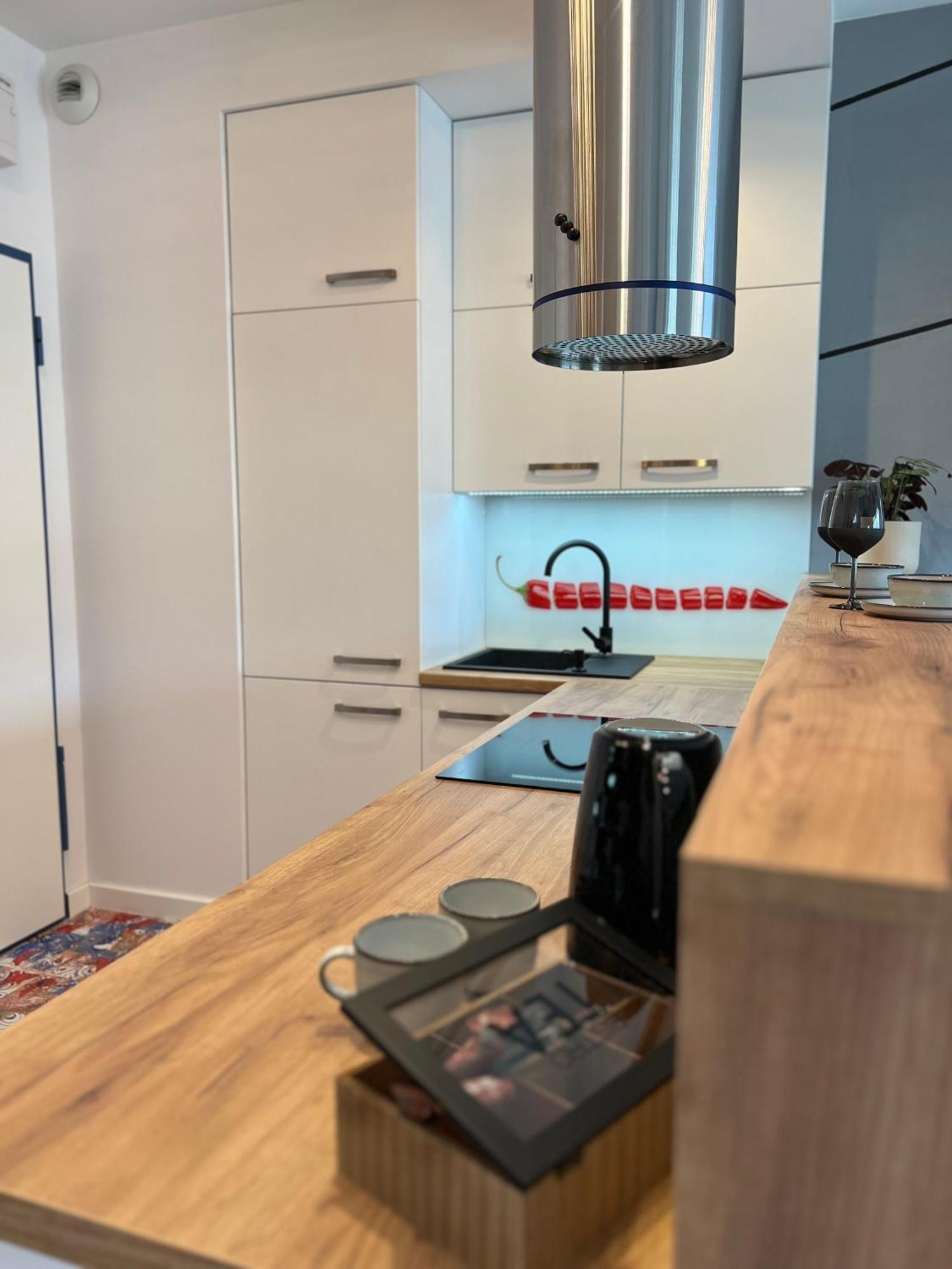 Pomorska Apartment วรอตซวาฟ ภายนอก รูปภาพ